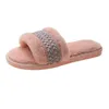 Winter Mode Vrouwen Huis Slippers Faux Bont Warme Schoenen Slip op Flats Diamond Decoratie 1.5cm Hak Plus Size 41