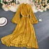 Lente en zomer Franse oranje geplooide vintage maxi jurk O-hals femme robe bladerdeeg mouw elegante effen kleur vakantie strand 210514