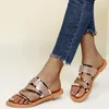 Hausschuhe Ly angekommen Frauen Mädchen Europäischen Stil Strand Schuhe Freizeit Flache Ferse Strass Dekor Sandalen Femmes Chaussures