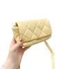 2022Ss Womens Girls Designer Chest Bags Classic Mini Flap Quilted Gold Matelasse Chain Crossbody Shoulder Bust Vanity Cosmetic Outdoor Sacoche Sport Handbags 17CM