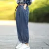 Johnature Outono Lazer Coreano Loose Comprimento Completo Elástico Cintura Denim Harem Calças Confortável All-Match Mulheres Jeans 210521