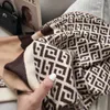 2024 Foulards Écharpe en cachemire pour femmes Pashmina Châles Wraps épais chaud Hijab Design de luxe Étoles d'hiver Couverture1