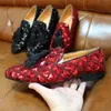 Projektant mody Wiosna Letnie Męskie Tassel Mokasyny Weding Casual Shoes Black Red Luksusowy Marka Męskie Sukienka Moda Buty Dla Mężczyzn