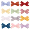 9 cm Solid Färg Handgjord Bowknot Spädbarn Hårklipp Söt Princess Bangs Hårspinnar DIY Barn Huvudbonad Babyfotografi Props