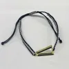 V-formad triangel Kvinnors flätad armband färg handgjord rem Sommar Lucky Armband Rope Justerbar Tvåfärgsstygn Style G1026