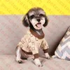 Vinter Husdjur Sweater T Shirt Khaki Letter Print Pet Sweaters Dog Apparel Fashion Teddy Dogs Sweatshirts Kläder