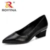 Royyna Chegada das Bombas Femininas Microfibra Moda Pontilhada Toe Confortável Sapatos Casual Handmade Lady Wedding 211123