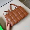 Modestil Kvinnor Bages Crossbody Bag axelv￤skor Handv￤ska patentl￤der sju f￤rger designade f￶r 20212404