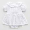 Vêtements d'été pour bébé 0-3 ans nés à manches courtes à carreaux mignons Ha Body bébé fille coton feuille de lotus col robe florale 210417
