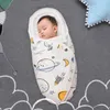 Sac de couchage pour bébé Portable Né en forme d'oreiller Design Poussette Couverture en coton Couche Swaddle Sleepsack Cocoon pour 0-6M 211025