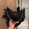 Borsa a tracolla moda quattro stagioni Borsa a tracolla da donna in tela hip-hop personalità Borsa a tracolla a portafoglio impermeabile e resistente all'usura con tre