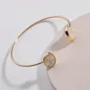 Vendi braccialetti Druzy in resina ovale con irregolarità d'oro per braccialetti da donna