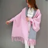 Jesień Winter Fashion Lady Tassel Trykotowy Sweter Szal Kobiety Solid Tassel Batwing Rękaw Poncho Cardigan Wrap Swing 211117