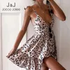 Jocoo Jole Kvinnor Sommar Sexig Strand Ruffle Backless Deep V-Neck Wave Point Bandage Pläterad Mini Dress Sweet Party Club 210518