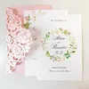 Wenskaarten 50 stks Gepersonaliseerde Laser Cut Wedding Uitnodigingen Roze Bourgondië Hollow Rose Pocket met linten Hanger Quinceanera Nodig uit