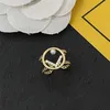 Роскошный дизайнер жемчужные кольца мода золотые буквы женские кольца высококачественные дизайнеры ювелирные изделия женские для партии подарок классические кольца любви
