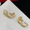 Boucles d'oreilles en or bijoux bijoux classiques de boucles d'oreille de perles de luxe étalon pour femmes pour femmes étalons de mode ornements de fête mariage 2203022655