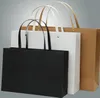 17 * 25 * 9cm 비즈니스 선물 가방 쇼핑에 대 한 핸들을위한 핸들과 함께 검은 흰색 크래프트 종이 가방
