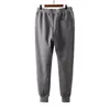 2021fw Höst och vinter Mäns byxor Versatile Leisure Byxor Street Outdoor Plush Tooling Sweatpants Broderade Badge European American Trends