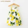 LOVE DDMM Abiti per ragazze Estate Abbigliamento per bambini Ragazze Sweet Lemon Print Abito con bretelle in tessuto senza schienale 210715