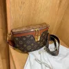 حقيبة Crossbody أعلى العلامة التجارية حقائب صدر جلدية غير رسمية للنساء عتيقة النمط حقائب الخصر