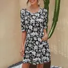 女性の花柄プリント半袖ミニドレス夏のカジュアルな緩いO-ネックプラスサイズの女性ストリートウェアボヘミアンビーチ女性ドレス210608