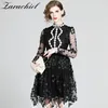 Handgjorda applikationer Blommor Lace Mesh Ball Gown Kvinnor Söt Långärmad Blomma Broderi Slim Fit och Flare Princess Dress 210416