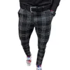 Męskie spodnie Smart Casual Moda męska Odzież w kratę Ołówek Spodnie Cienkie Mid Waist Jogger Casual Spodnie Spodnie dla mężczyzn Y0811