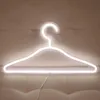 LED Neon Light Clothes Stand Hanger Night Lamp USB Powered Xmas Gift voor Slaapkamer Bruiloft Kleding Winkel Art Wall Decor ZC3500