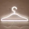 Lampada da notte a LED con luce al neon Appendiabiti Lampada da notte alimentata tramite USB Regalo di Natale per la camera da letto Negozio di abbigliamento da sposa Decorazione della parete d'arte ZC3500