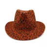 Super Fine Wide Roll Brim Faux Wool Hat 2022 Ny Leopard Print Cowboy Felt Fedora Mössor för Kvinnor Män Party Bröllop Jazz Cap
