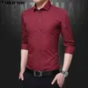 Camicie da uomo stampate alla moda Camicette Camicie a maniche lunghe da uomo bianche nere Camisa Masculina Abbigliamento Taglie forti 210608