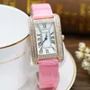 Modedesigner wasserdichte Quadrat -Casual Trend Strass -Uhr sieht einfache Freundinnen Frauen an, die Damen modische ganze OU5669704 beobachten