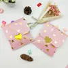 100ピンクのピンクの紙袋ギフトのための金箔の心の心のための心のための心の誕生日パーティーの装飾子供キャンディクッキー紙袋ステッカー210724