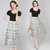 Vrouwen zomer elegante vintage kantoor twee stuk sets vrouwelijke vierkante kraag korte mouw tops + mode mesh print rok set 210525