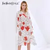 Twotwinstyle Boheemse gedrukte jurk voor vrouwelijke stand kraag lantaarn mouw high taille hit kleur jurken vrouwen mode 210517