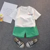 Kleding sets zomer kids babykleding set voor jongen cool robot afdrukken baby meisje 3 kleuren t-shirt + solide shorts peuter outfits 1-4 jaar