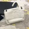 Luxe handtassen Designer tassen Topkwaliteit Soft leer grote schoudertas Vrouwen verouderde kalfsleer Purse Crossbody Niki -kettingzak