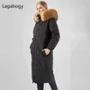 Lagabogy Frauen Winter 90% Weiße Ente Unten Mantel Lange Parka Weibliche Mit Kapuze Wasserdichte Dicke Puffer Jacke Große Echte Waschbären pelz 211221