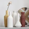 Wazony nowoczesny wazon ceramiczny Morandi wielobarte minimalistyczne dekoracje stołowe salon Nordic rzeźba sztuka kwiat garnek wystrój domu