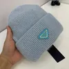 جودة عالية رجل قبعة كاب الفاخرة الجمجمة قبعة محبوك قبعات التزلج القبعات snapback قناع المجهزة للجنسين الشتاء الكشمير عارضة أزياء هدية