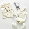 Kinder Clohting Herbst Stickerei Blumen Set Mode Baby Mädchen Kleidung Langarm Strickjacke + Strampler Sets 210417