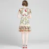 HMA New Fashion Runway Summer Dress Manicotto svasato da donna Ricamo floreale Elegante Mesh Scava fuori Mini abiti Abiti 210331