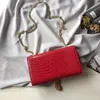 Tasarımcı lüks çanta zincir kayışları ile omuz çantaları crossbody hasp up küçük metalik kırmızı deri çanta kadın parti çantası en kaliteli