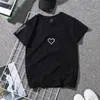 カップル愛好家Tシャツのための女性カジュアルホワイトトップスTシャツ愛ハート刺繍プリント