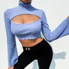 WannaThis Blue Hole Recadrée Chemise Flare Manches Col Haut Découpé Sexy Mode Automne Nouveau Élastique Slim Femmes Tricoté T-shirt Y0508