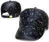 Высокое качество v Буквы Casquette Регулируемые шляпы Snapback Hats Холст Мужчины Женщины Открытый Спортивный Досуг Стремящийся Европейский Стиль Солнце Шляпа Бейсболка Для подарка A38