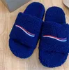 Luxurys designers ull tofflor kvinna höst vinter varma glider bekväm fuzzy slipper