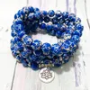 SN1536 Blue Regalite Jasper 108 Mala Yoga Bracelet 새로운 디자인 로터스 매력 여성용 팔찌 Handamde Meditation 불교 쥬얼리