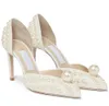 Sapatos de vestido sapatos de moda de casamento elegantes Sacora sandálias pérolas Marcas de luxo de couro saltos altos mulheres andando tendência eu35-43